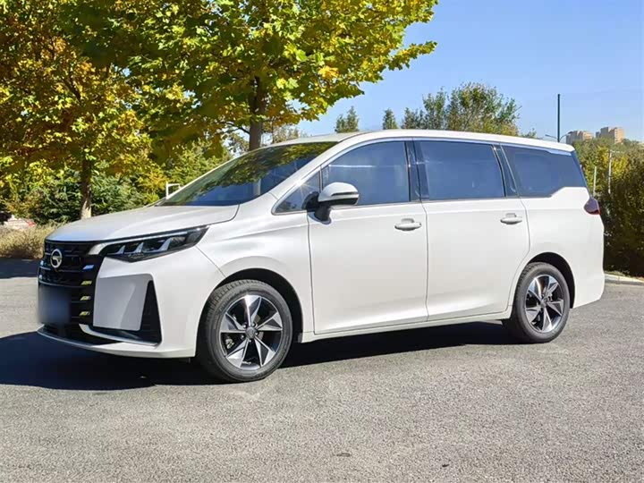 Фото 1 - GAC Trumpchi M6