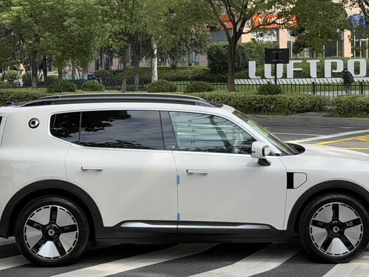 Фото 8 - Smart #5