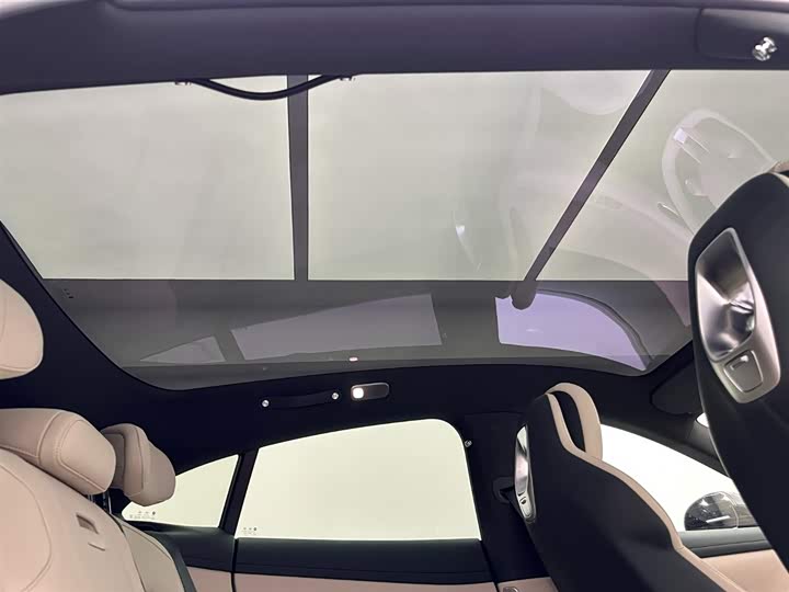 Фото 21 - Xiaomi YU7