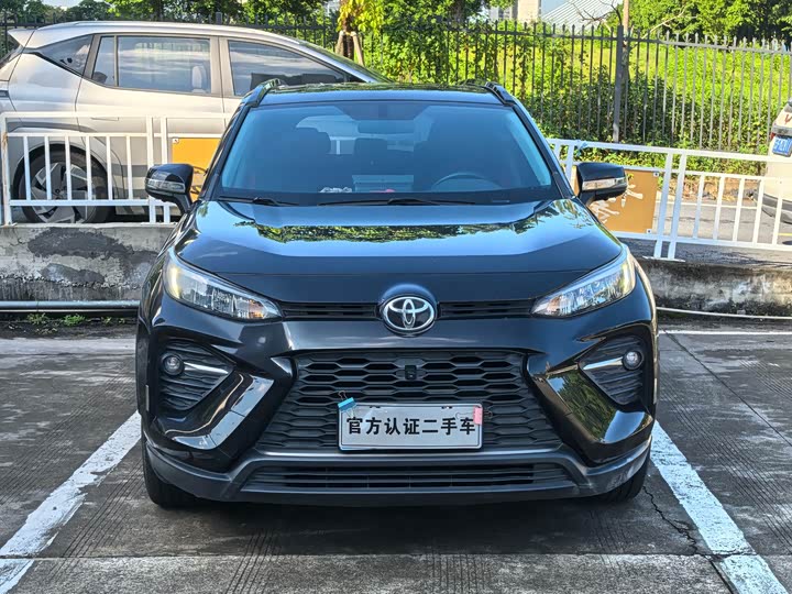 Фото 2 - Toyota Wildlander