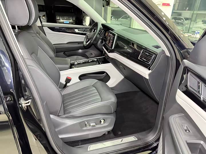 Фото 10 - Volkswagen Teramont Pro