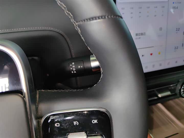 Фото 14 - LiXiang L8