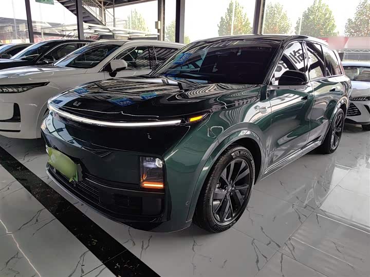 Фото 2 - LiXiang L8