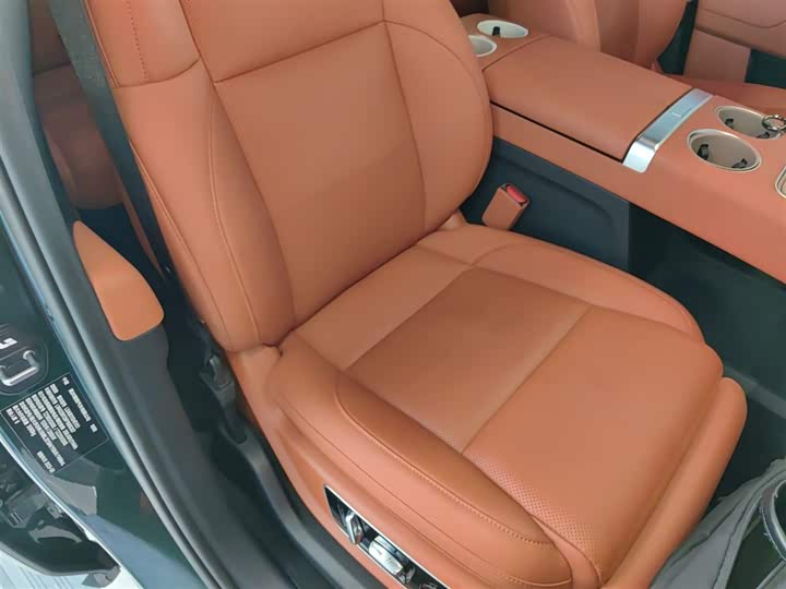 Фото 25 - LiXiang L8