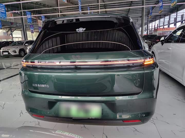 Фото 6 - LiXiang L8