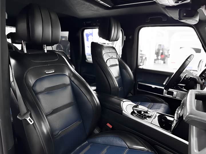 Фото 12 - Mercedes-Benz G-Class AMG