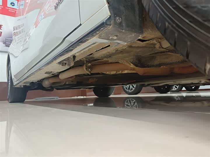 Фото 21 - Toyota Sienna