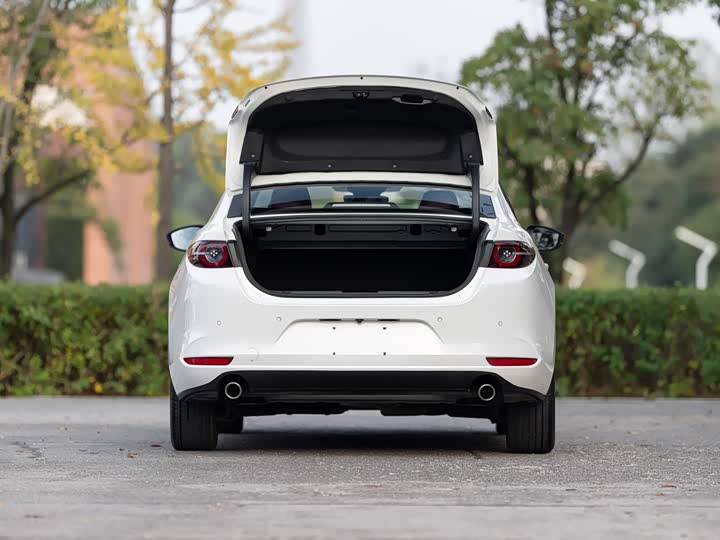 Фото 10 - Mazda 3 (Axela)