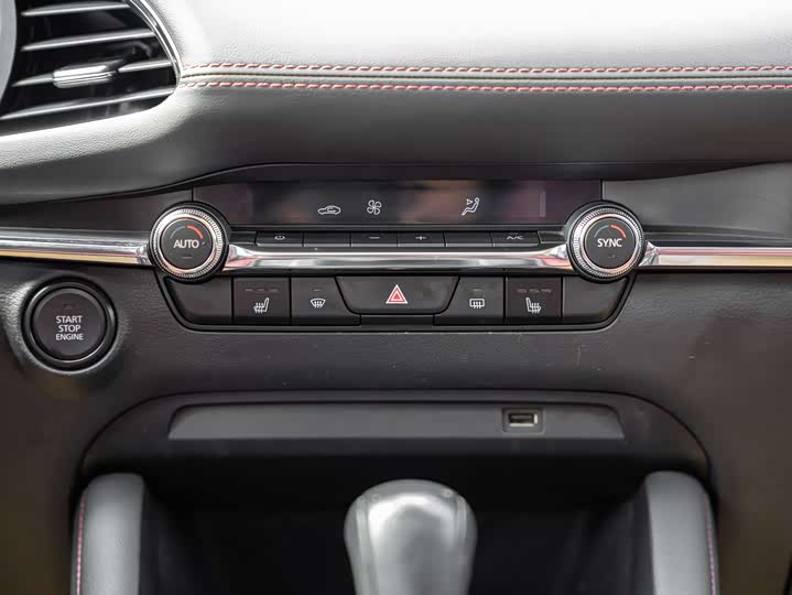 Фото 4 - Mazda 3 (Axela)