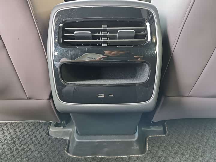 Фото 14 - Chery Tiggo 9