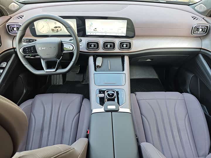 Фото 4 - Chery Tiggo 9