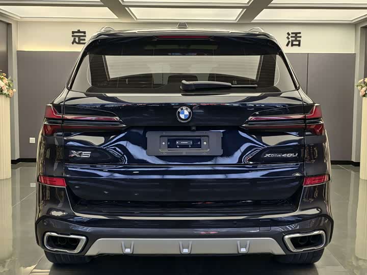 Фото 16 - BMW X5