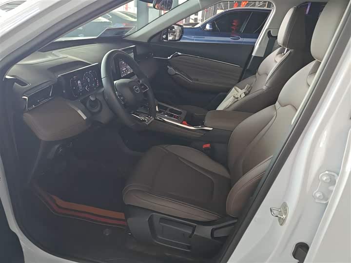 Фото 15 - GAC Trumpchi GS4