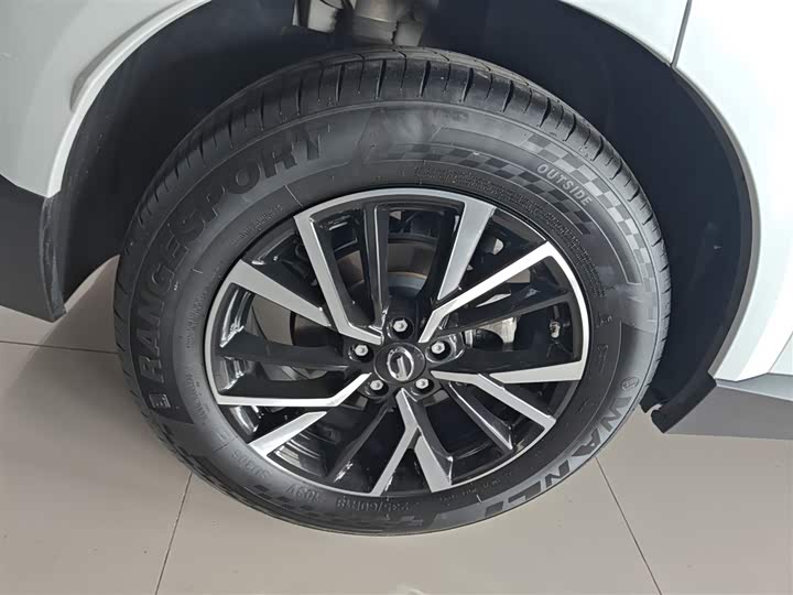 Фото 26 - GAC Trumpchi GS4