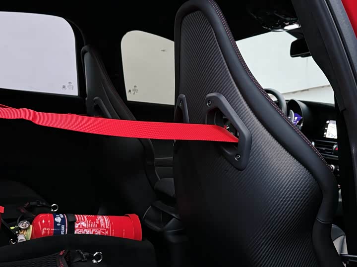 Фото 16 - Alfa Romeo Giulia