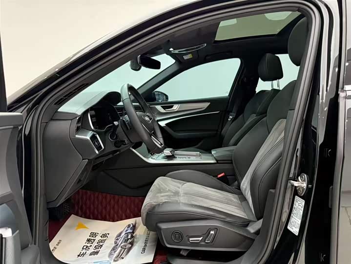 Фото 15 - Audi A6L