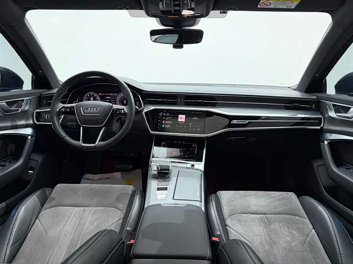 Фото 24 - Audi A6L