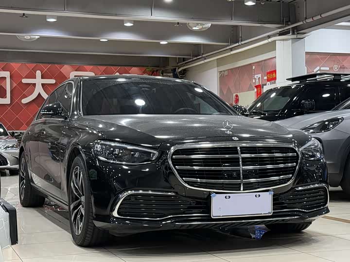 Фото 3 - Mercedes-Benz S-Class