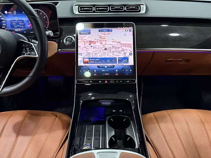 Фото 9 - Mercedes-Benz S-Class