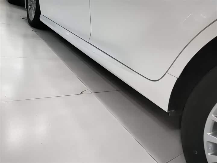 Фото 22 - Toyota Camry