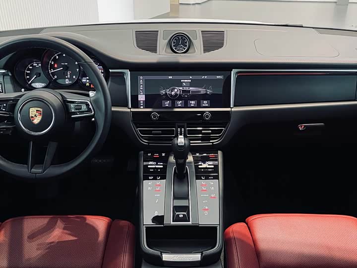 Фото 7 - Porsche Macan