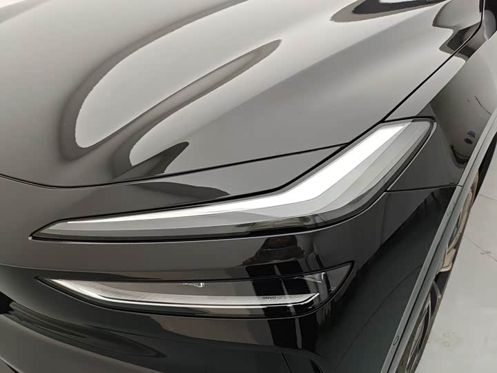 Фото 7 - Nio Onvo L60