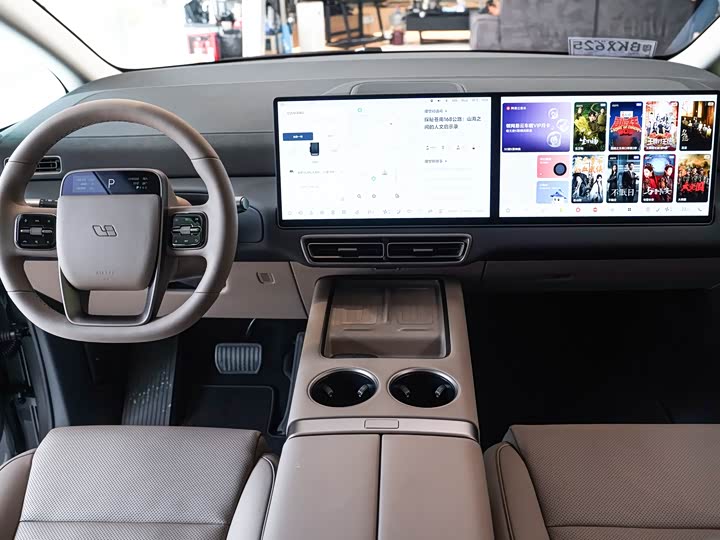 Фото 6 - LiXiang Mega