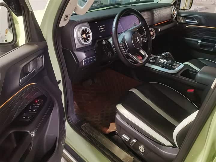 Фото 13 - Tank 300