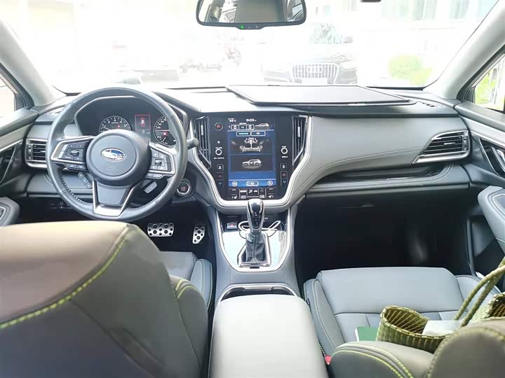 Фото 13 - Subaru Outback