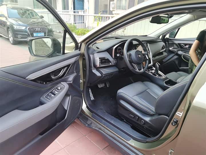 Фото 14 - Subaru Outback