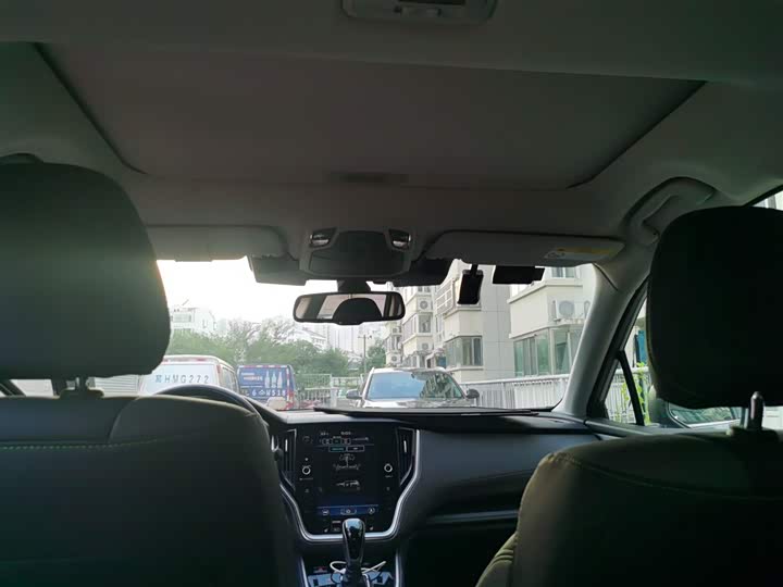 Фото 9 - Subaru Outback