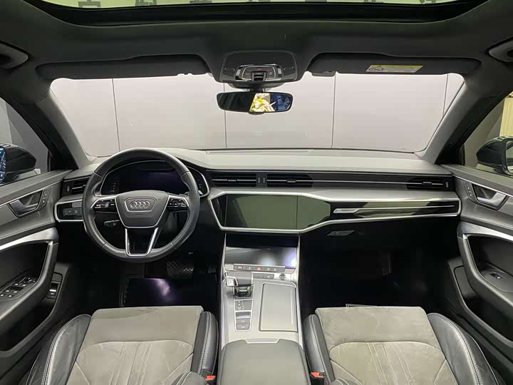 Фото 7 - Audi A6L