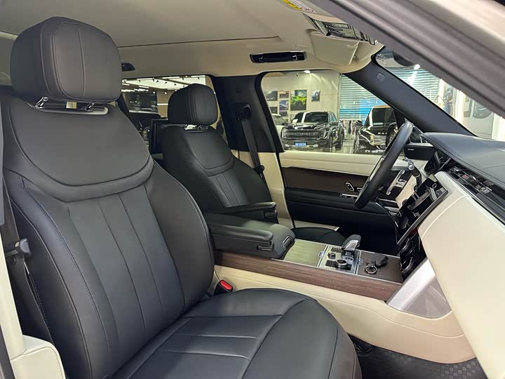 Фото 30 - Land Rover Range Rover