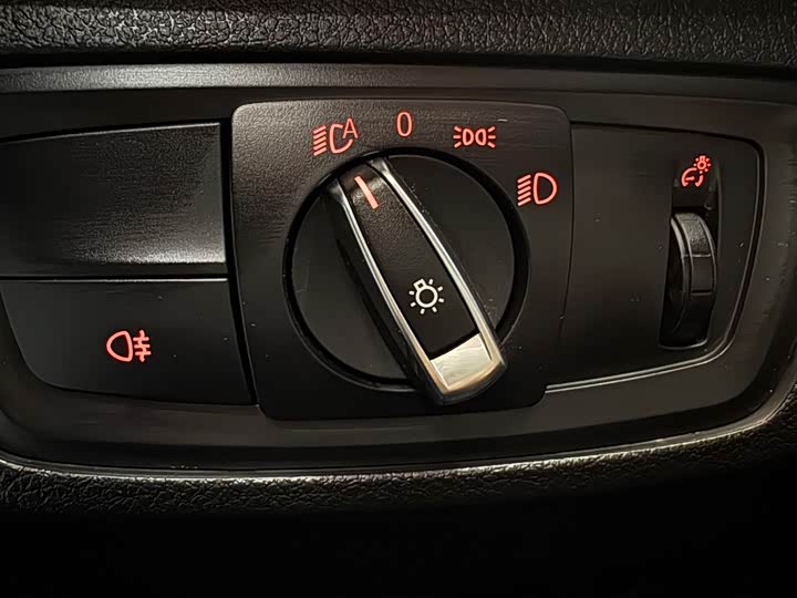 Фото 15 - BMW 1 Series