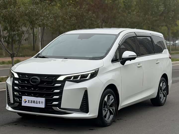 Фото 1 - GAC Trumpchi M6