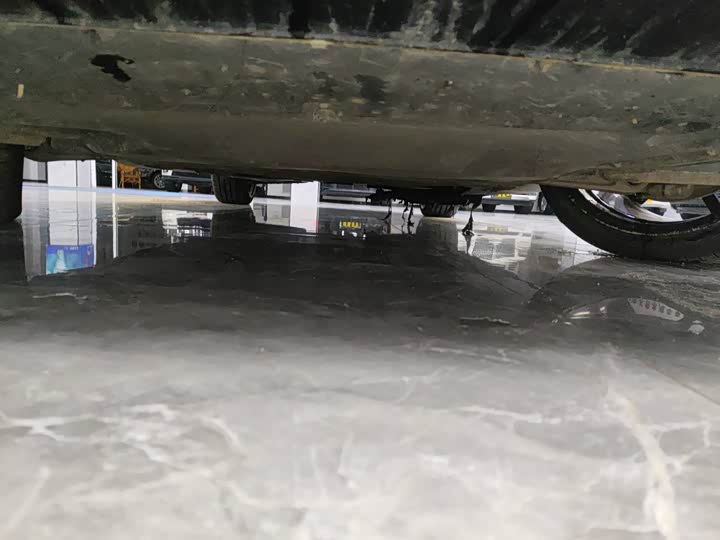 Фото 10 - Audi A4L