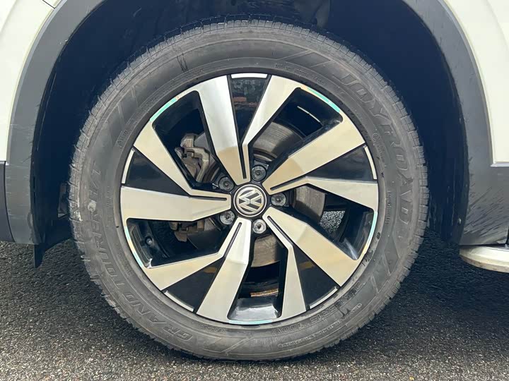 Фото 11 - Volkswagen Tayron