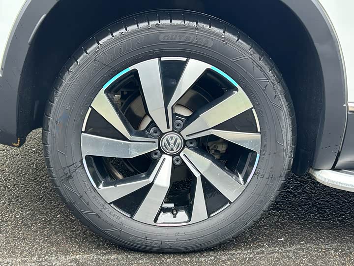 Фото 12 - Volkswagen Tayron