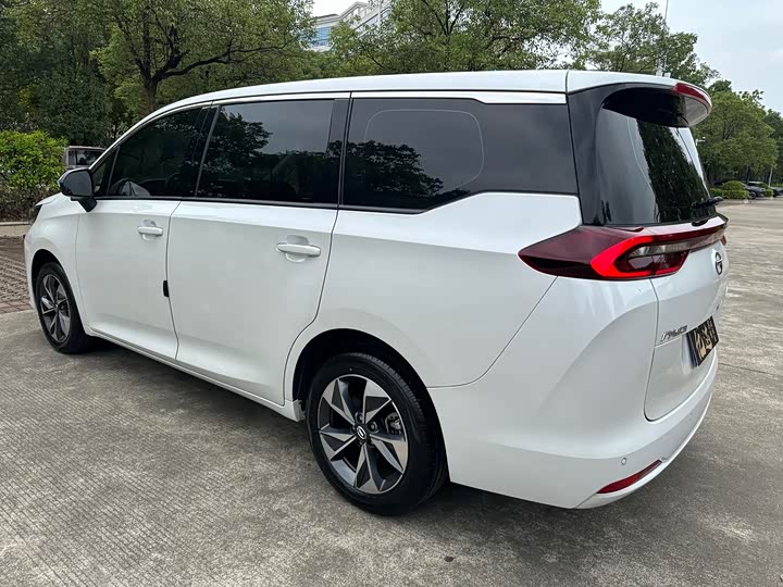 Фото 10 - GAC Trumpchi M6