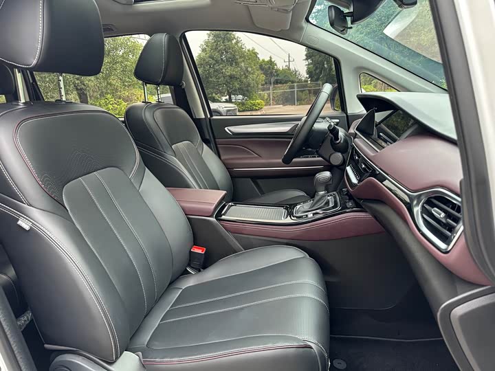 Фото 28 - GAC Trumpchi M6