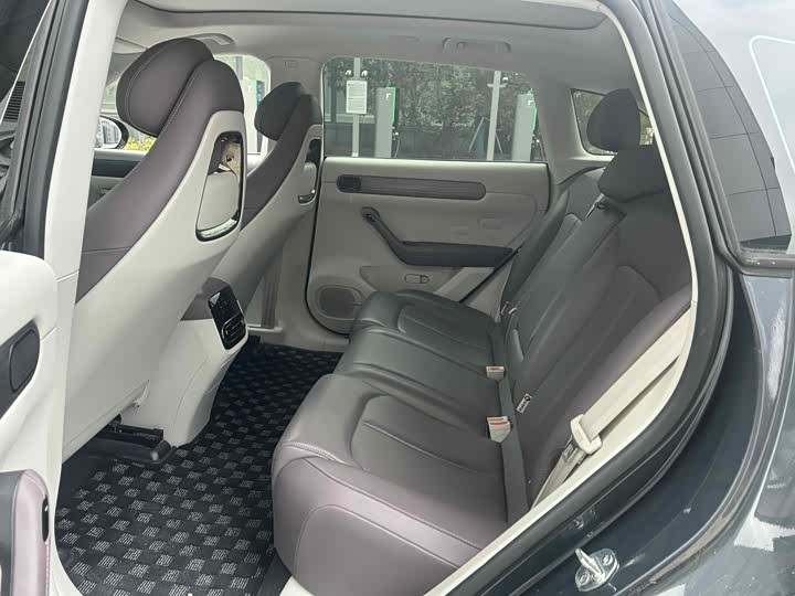 Фото 5 - Leapmotor C11