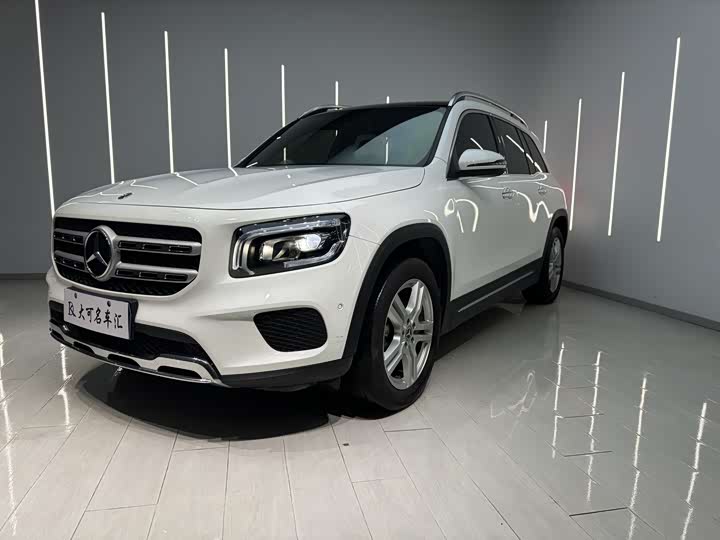 Фото 1 - Mercedes-Benz GLB-Class
