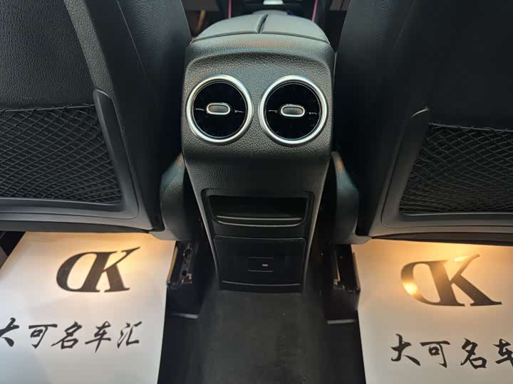 Фото 16 - Mercedes-Benz GLB-Class