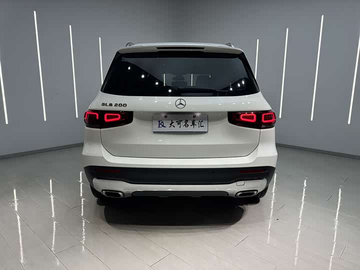 Фото 8 - Mercedes-Benz GLB-Class