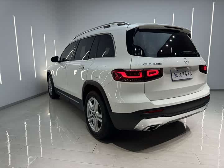 Фото 9 - Mercedes-Benz GLB-Class