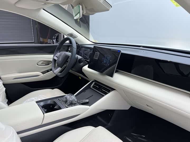 Фото 21 - BYD Qin L