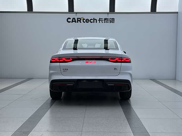 Фото 5 - BYD Qin L