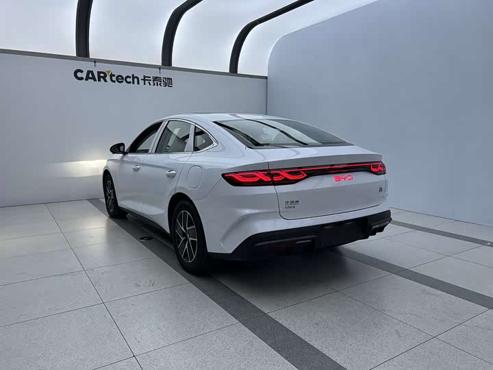 Фото 7 - BYD Qin L