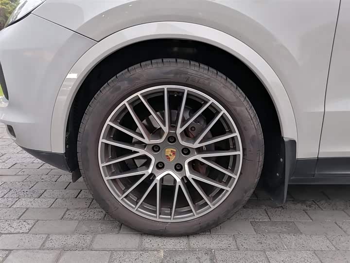 Фото 19 - Porsche Cayenne