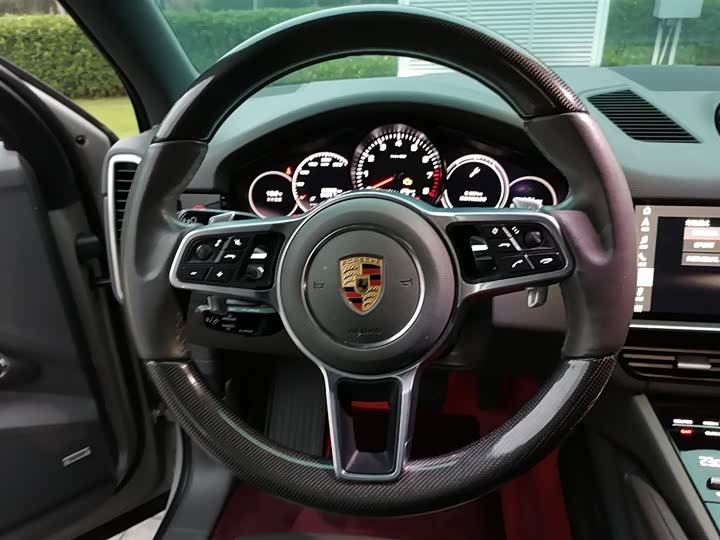 Фото 6 - Porsche Cayenne